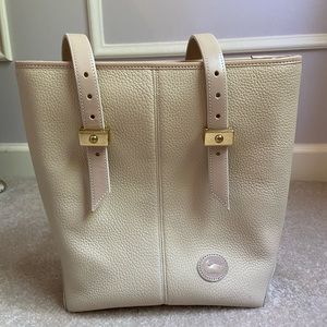 Dooney & Bourke handbag